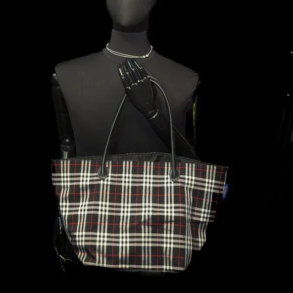 BURBERRY'S Blue Label (Japan Exclusive) Large Shopping Tote - Picture 2 of 16